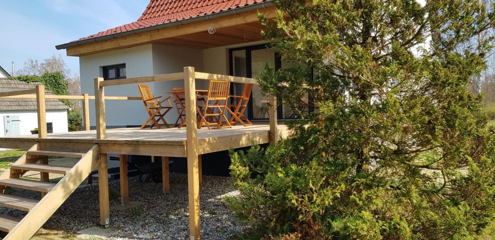 Mecklenburgische Seenplatte - Fh Mit Optionalem Steg Und Ruderboot Grosszerlang Exterior foto